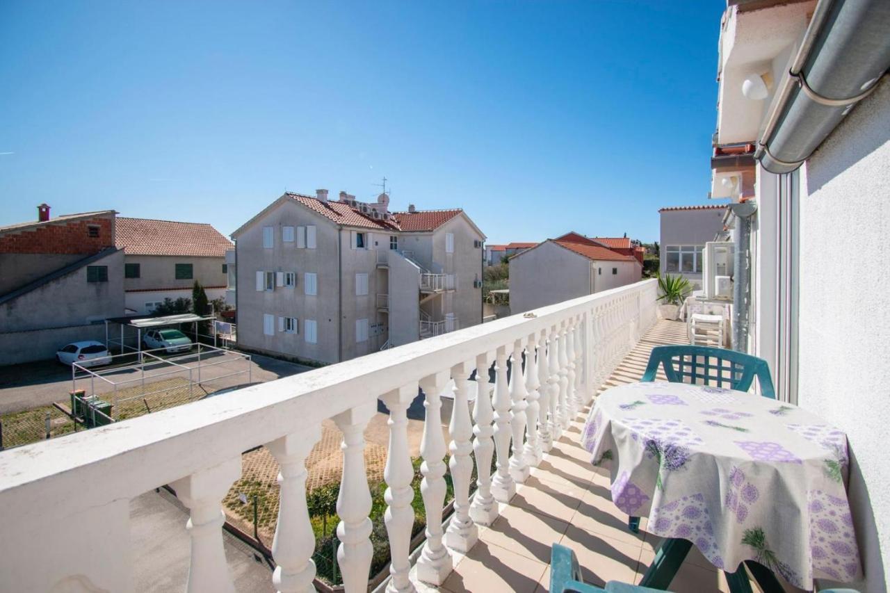 Family Holiday Apartments Lucia Vodice Ngoại thất bức ảnh