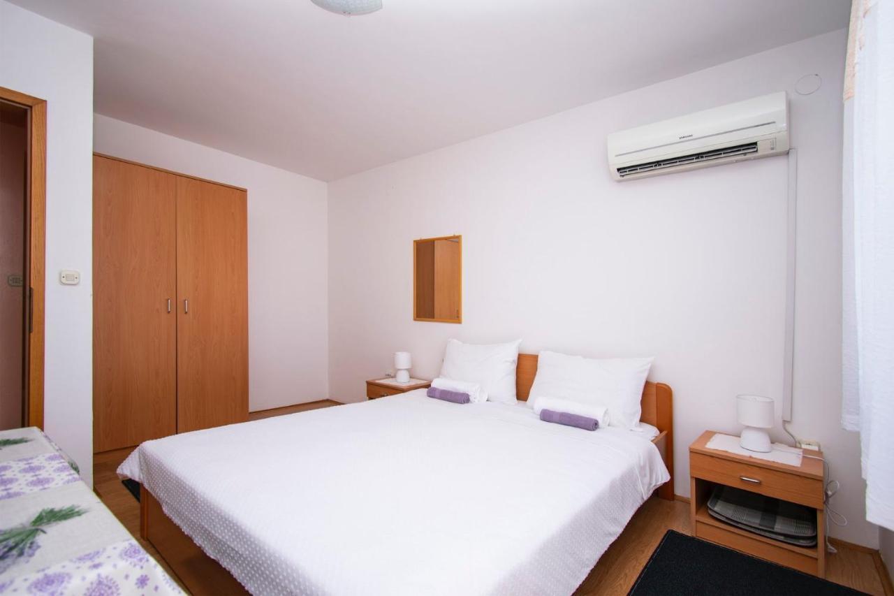 Family Holiday Apartments Lucia Vodice Ngoại thất bức ảnh