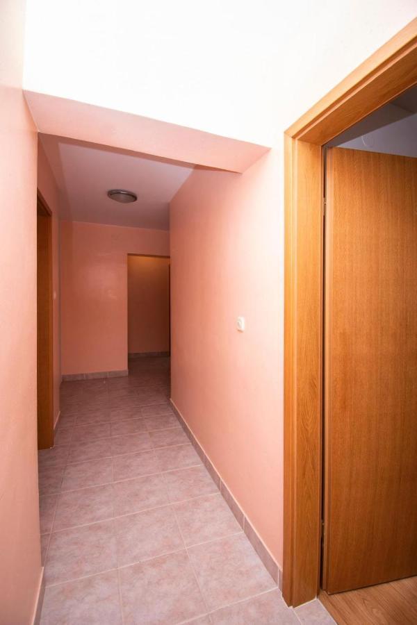 Family Holiday Apartments Lucia Vodice Ngoại thất bức ảnh